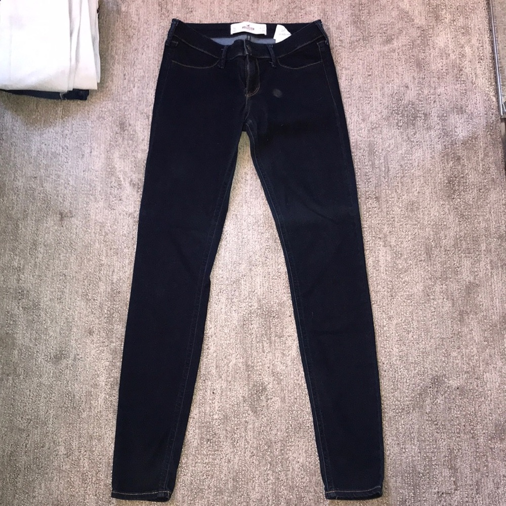Dark wash Hollister jeans